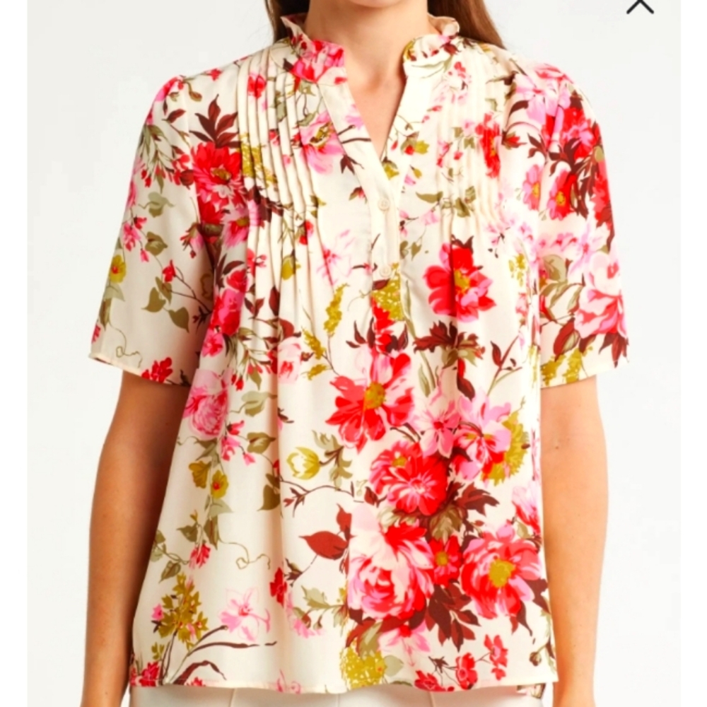 💥 T TAHARI Elbow Length Sleeve Floral Pintick Top Size Small💥